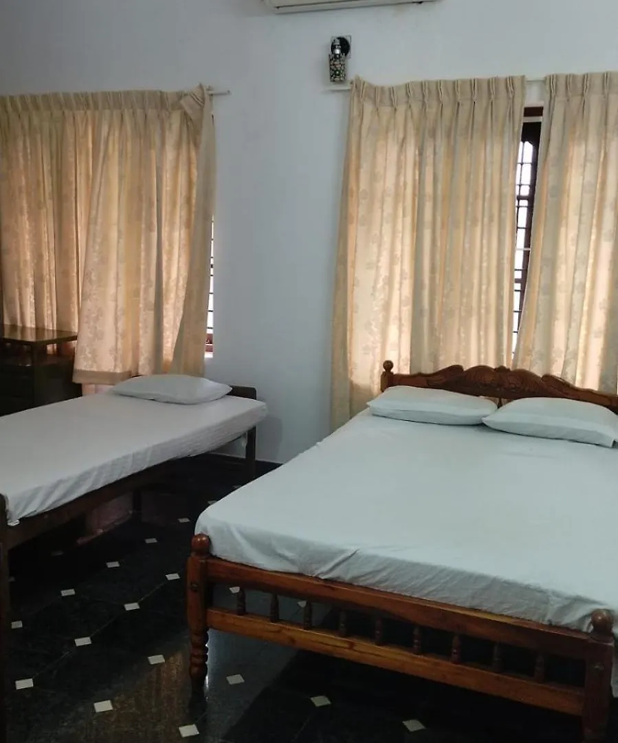 Επικοινωνία με το Aryabhadhra Cottatge7,Room-3
